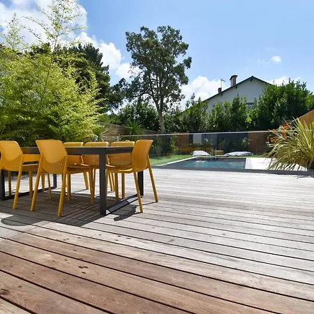 Villa A Avec Piscine Chauffee, Proche Plages, Pistes Cyclables Et Services Hoteliers Inclus - Fr-1-791-7 *